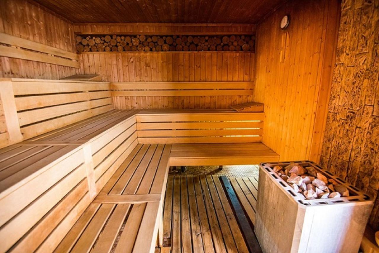Spa Vita Springs Hotel Banya  Zewnętrze zdjęcie