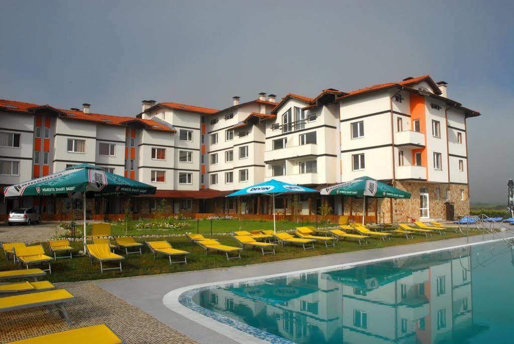 Spa Vita Springs Hotel Banya  Zewnętrze zdjęcie