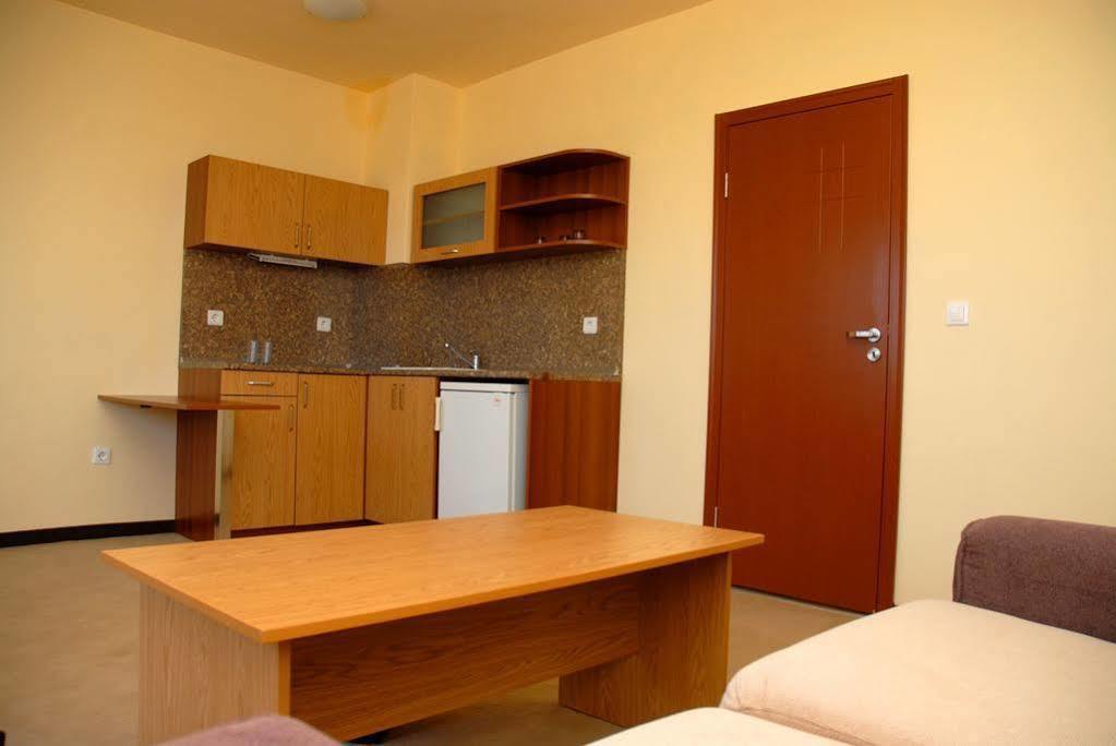 Spa Vita Springs Hotel Banya  Zewnętrze zdjęcie